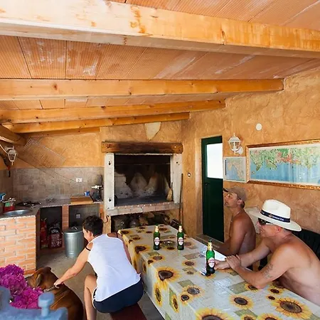 In With Balcony, Air Conditioning, Wifi, Washing Machine Apartment *